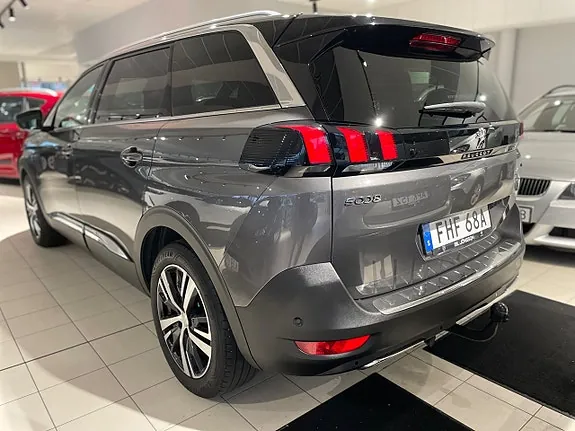 Peugeot 5008 2020 photo 3
