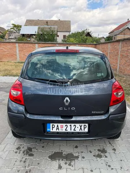 Renault Clio 2007 photo 3