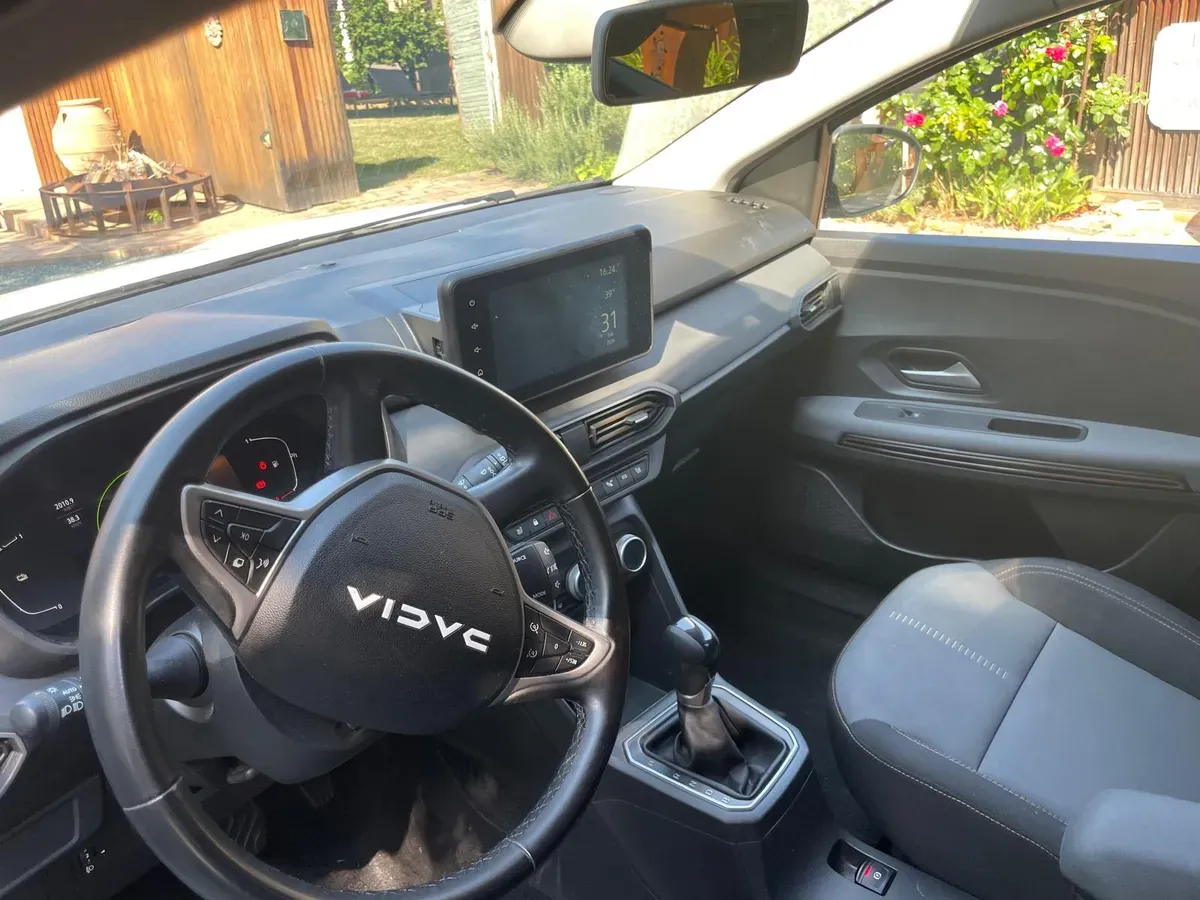Dacia Jogger 2024 photo 3