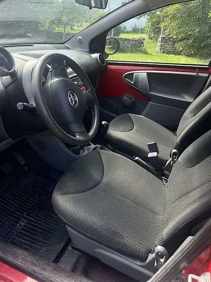 Toyota Aygo 2010 photo 4