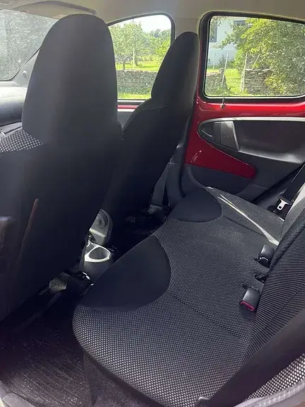 Toyota Aygo 2010 photo 5