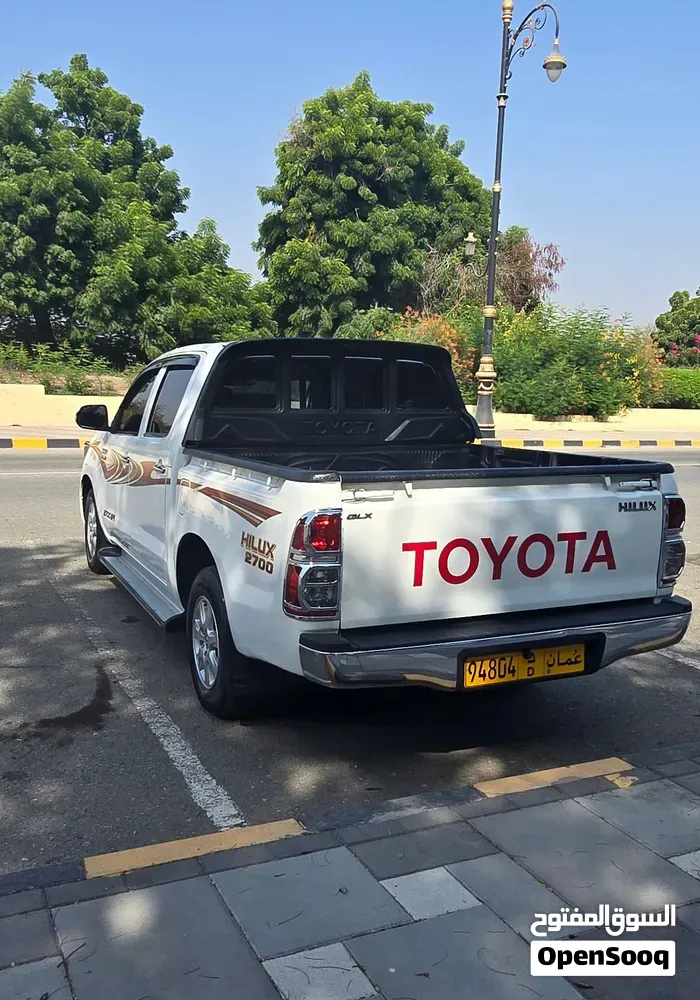 Toyota Hilux 2015 photo 4