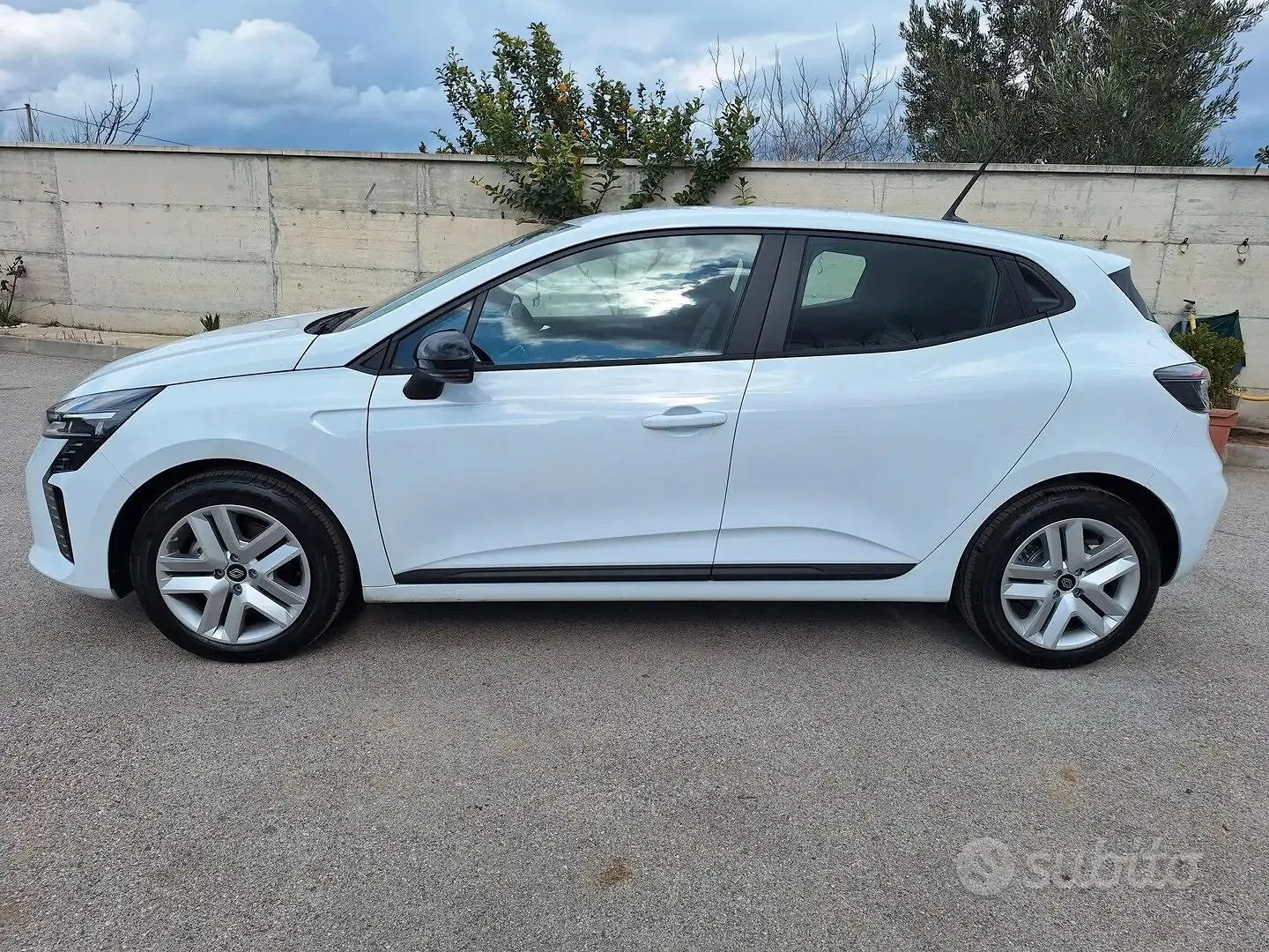 Renault Clio 2025 photo 4