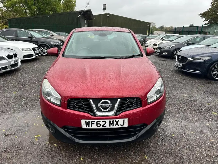 Nissan Qashqai 2012 photo 5