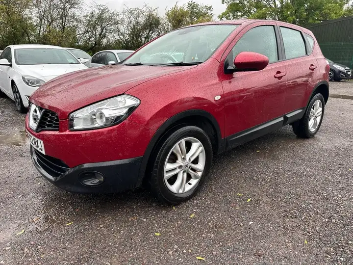 Nissan Qashqai 2012 photo 3