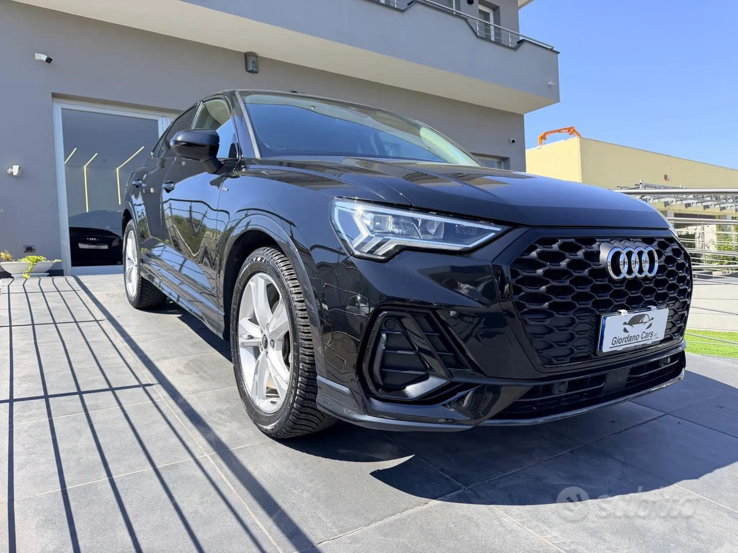 Audi Q3 2022 photo 5