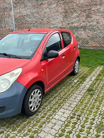Suzuki Alto 2010 photo 2