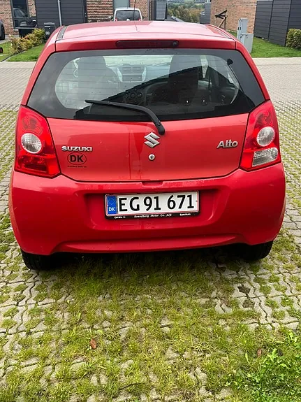 Suzuki Alto 2010 photo 4