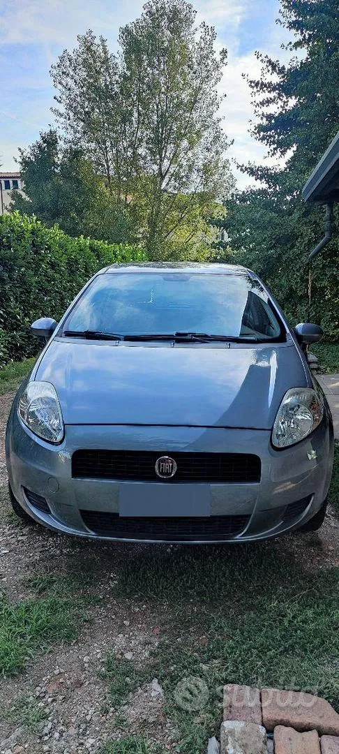 Fiat Grande Punto 2013 photo 5