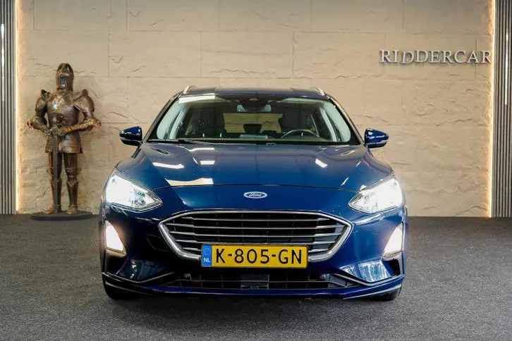 Ford Focus 2020 photo 2