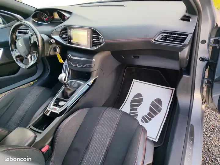 Peugeot 308 2016 photo 5