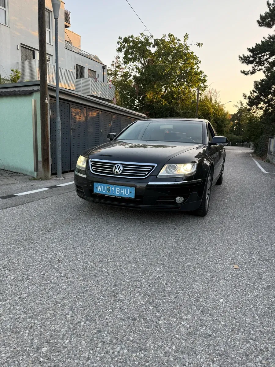 Volkswagen Phaeton 2004 photo 2