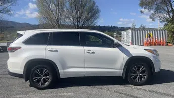 Toyota Highlander 2016 photo 3