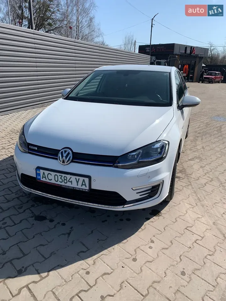 Volkswagen E-Golf 2020 photo 4