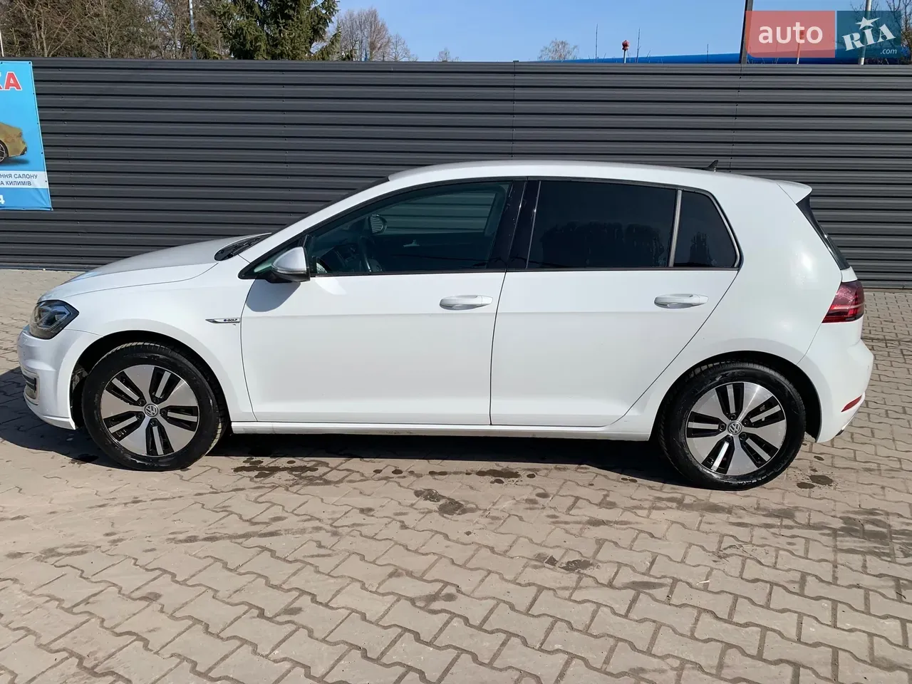 Volkswagen E-Golf 2020 photo 2