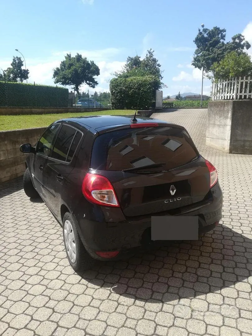 Renault Clio 2012 photo 5