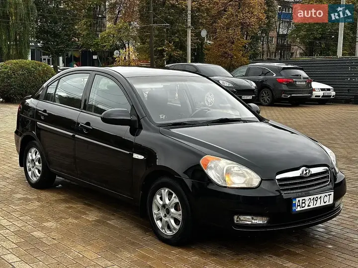 Hyundai Accent 2008 photo 3