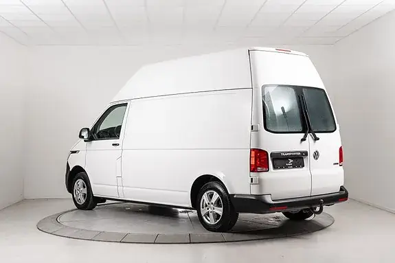 Volkswagen Transporter 2022 photo 5