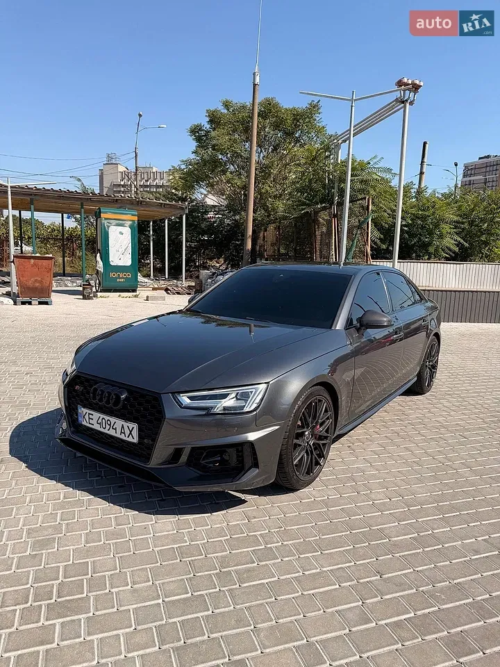 Audi S4 2018 photo 3