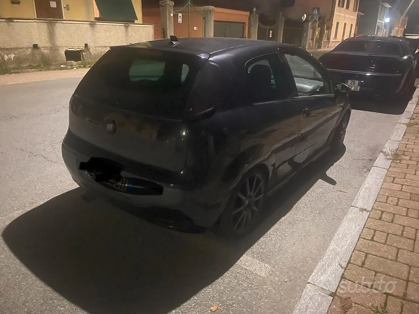 Fiat Punto 2010 photo 2