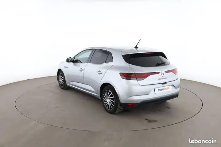 Renault Megane 2021 photo 2