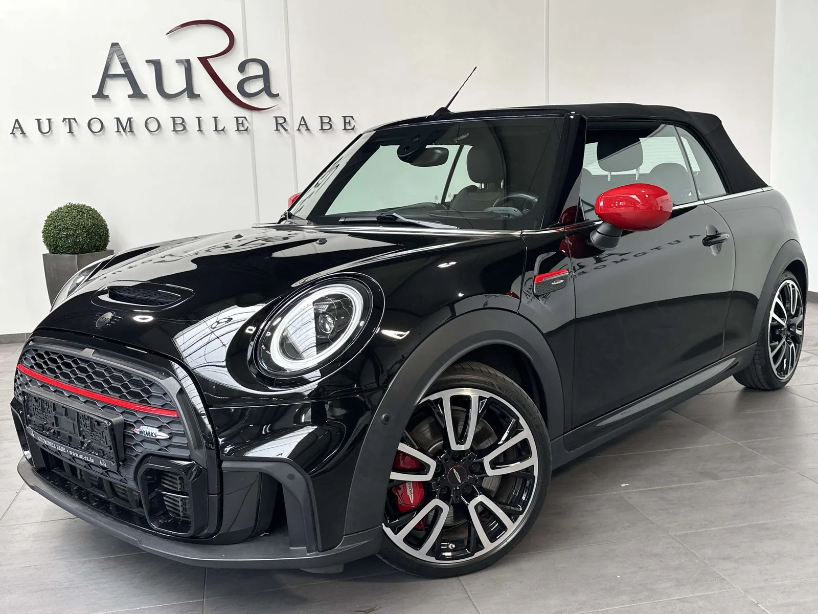 Mini John Cooper Works Cabrio