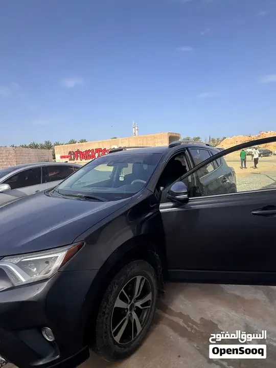 Toyota Rav4 2018 photo 2