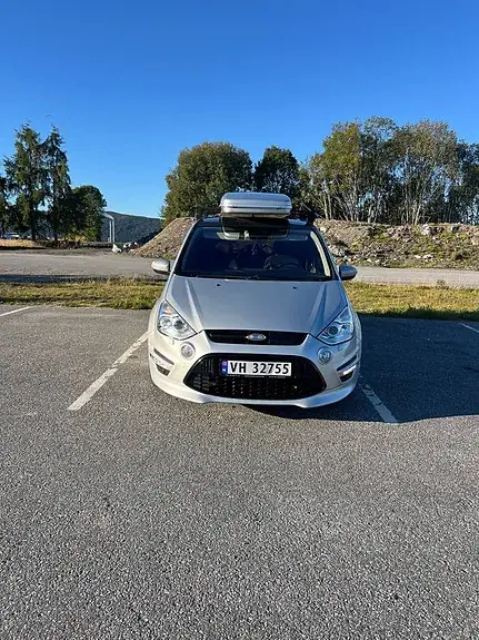 Ford S-Max