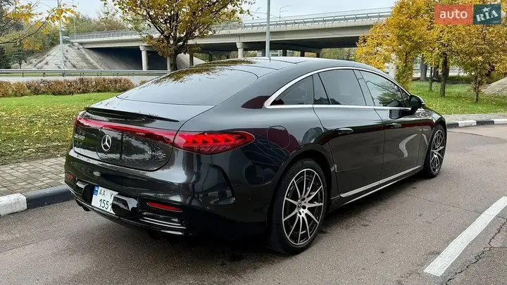 Mercedes-Benz Eqs 2022 photo 5