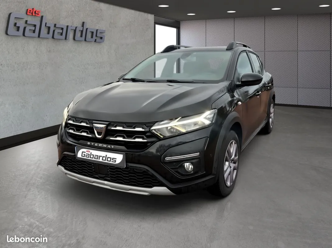 Dacia Sandero 2022 photo 2