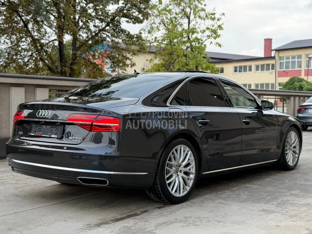 Audi A8 2015 photo 4