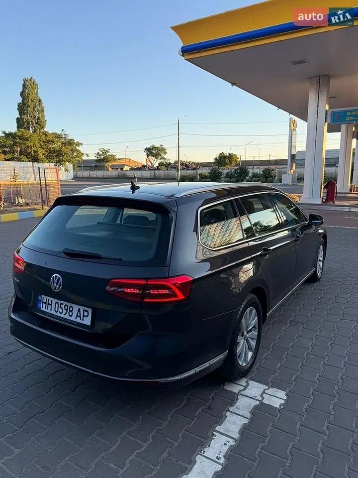 Volkswagen Passat 2018 photo 5