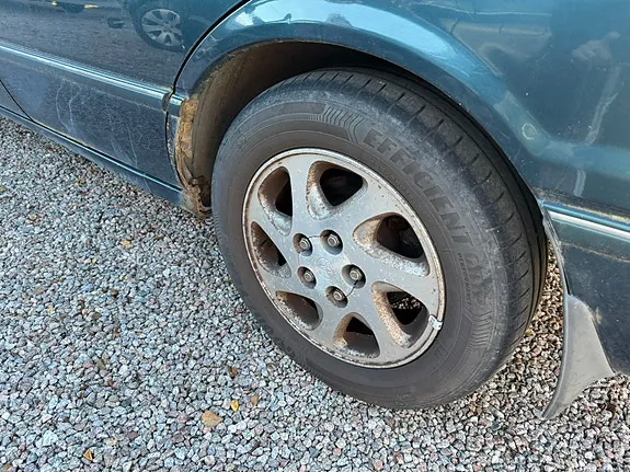 Toyota Camry 1997 photo 2
