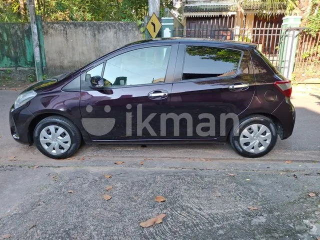 Toyota Vitz 2018 photo 2