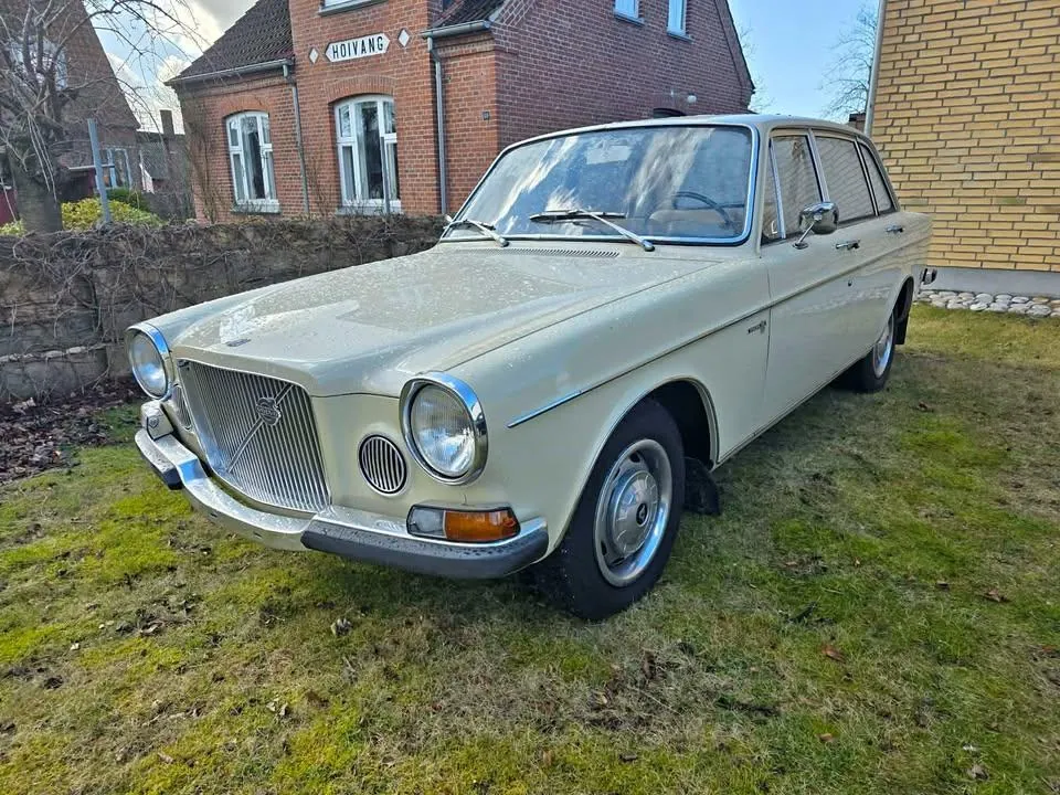 Volvo 164