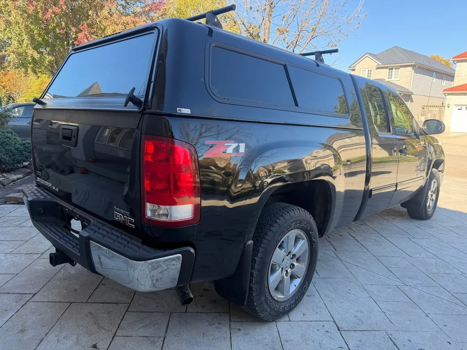 GMC Sierra 2011 photo 4