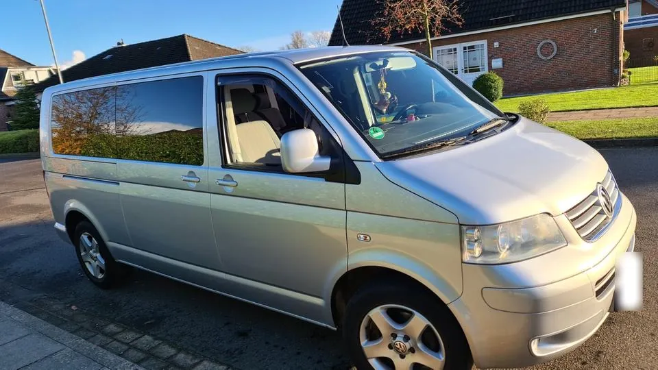 Volkswagen T5 Caravelle
