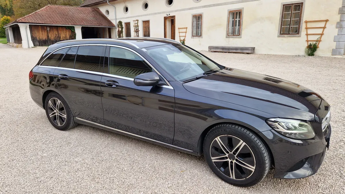 Mercedes-Benz C-Class 2021 photo 2