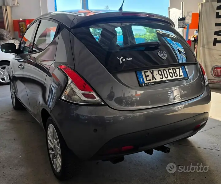 Lancia Ypsilon 2014 photo 3