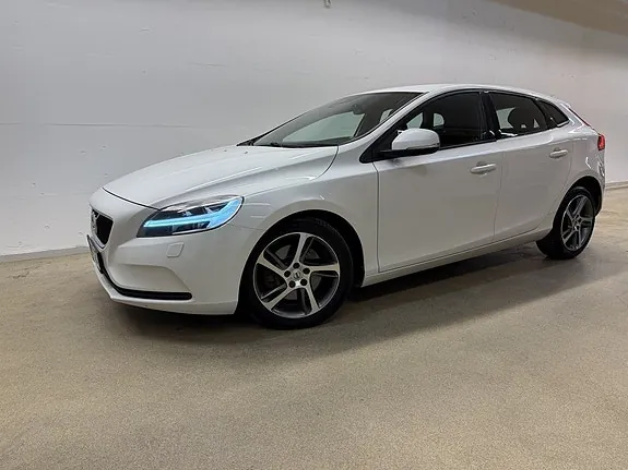 Volvo V40 2017 photo 2
