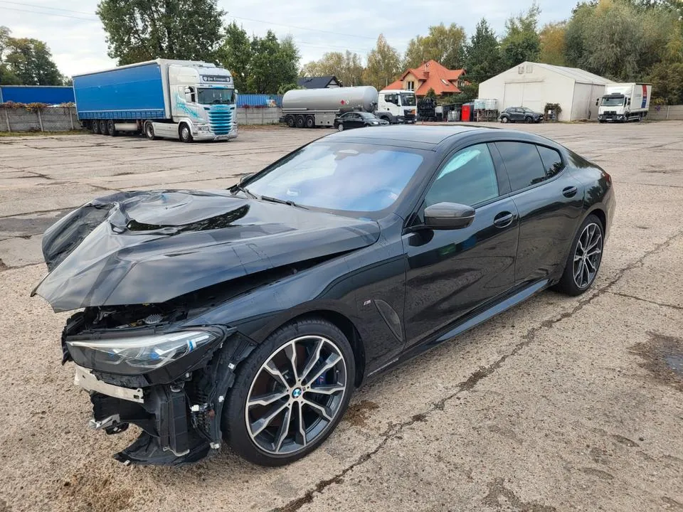 BMW M850I