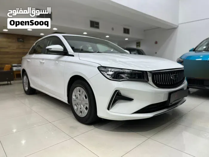 Geely Emgrand 2023 photo 4
