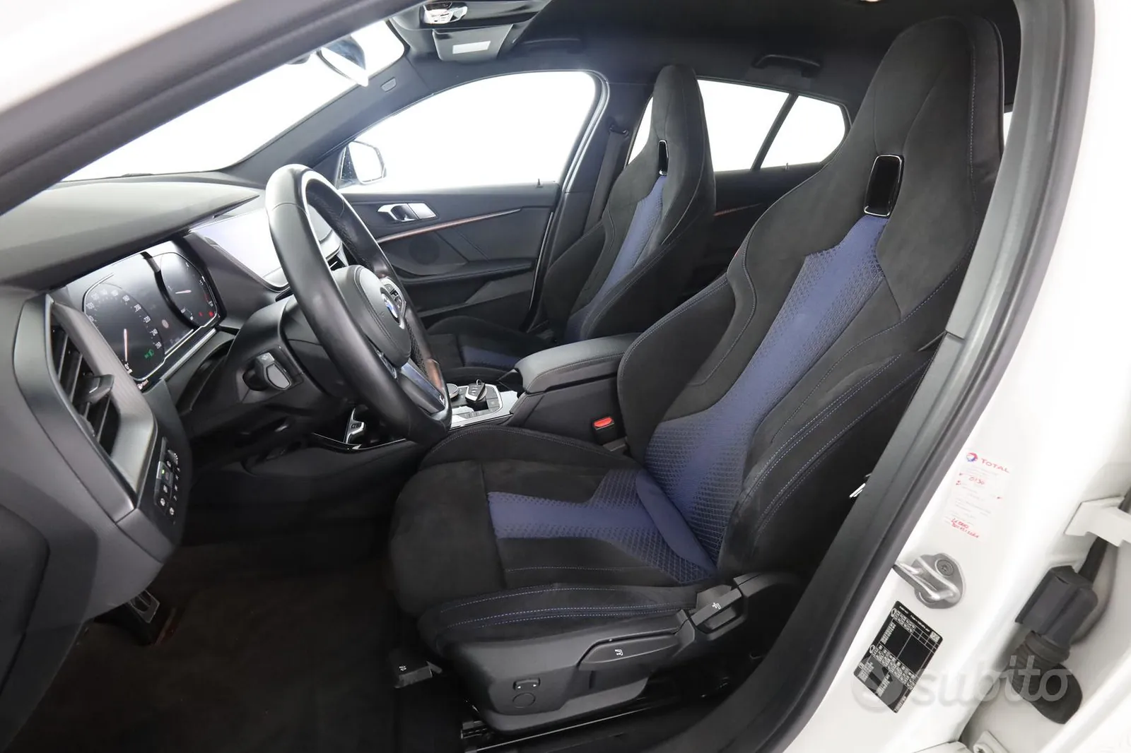 BMW 1 Series 2020 photo 2