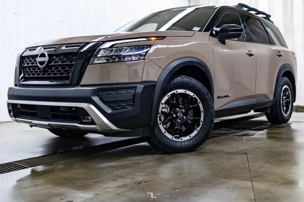 Nissan Pathfinder 2025 photo 3