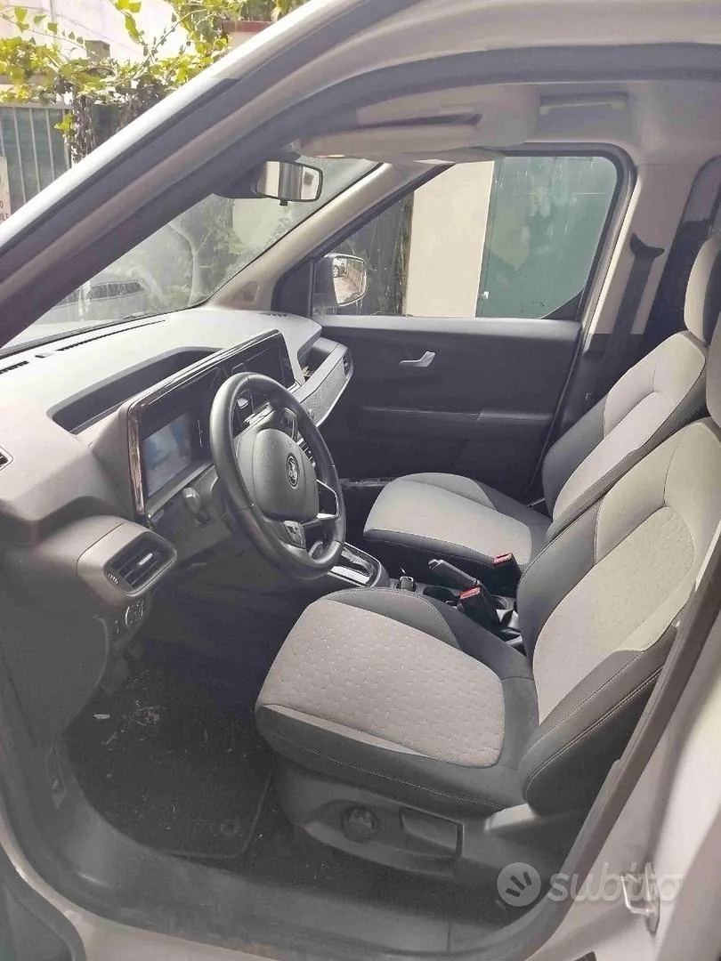 Ford Tourneo Courier 2024 photo 5