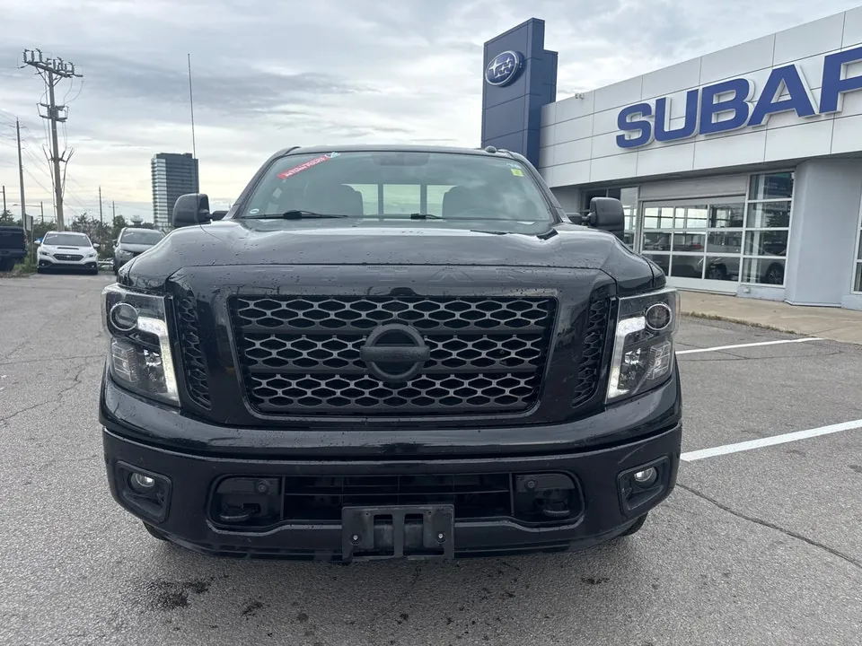 Nissan Titan 2019 photo 2