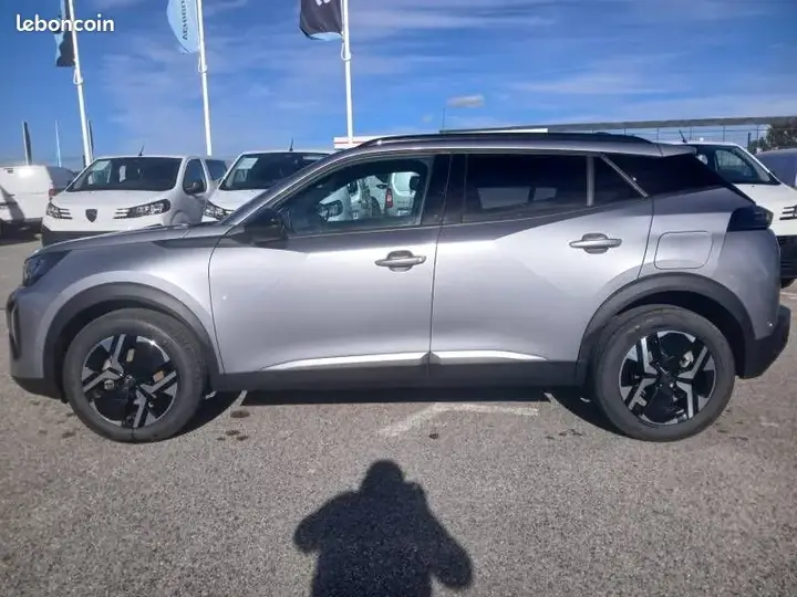 Peugeot 2008 2024 photo 2
