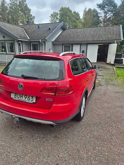 Volkswagen Passat Alltrack 2014 photo 2