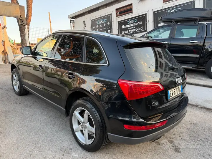 Audi Q5 2011 photo 4