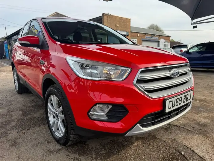 Ford Kuga 2019 photo 2